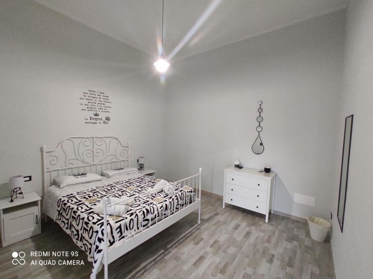 Scacco Matto Holiday House Taranto Ruang foto
